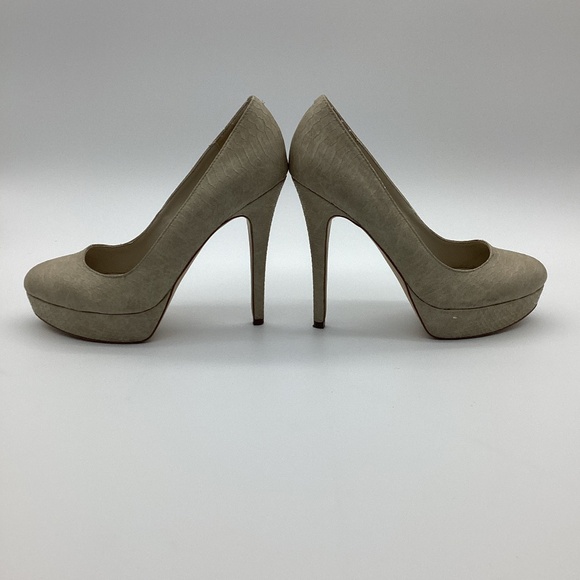 040. ALDO Beige Platform Snakeskin Pumps EUC Size 9 - Picture 2 of 6